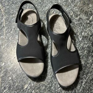 SAS Women’s Black Open-Toe Comfort Slingback Sandals